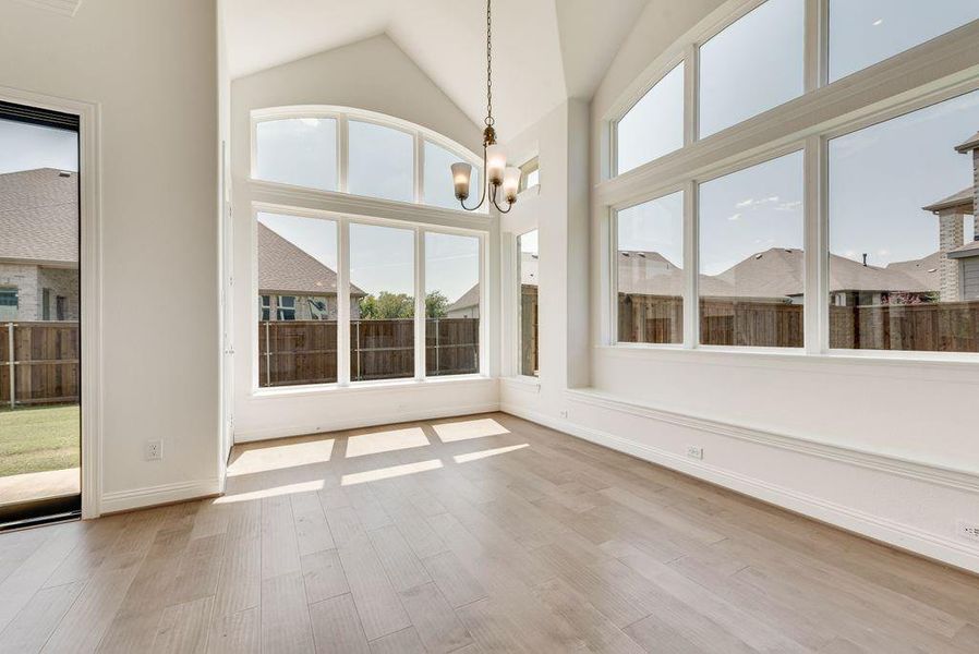Spacious, unfurnished interior of a new home in South Pointe, Mansfield (Image 25).