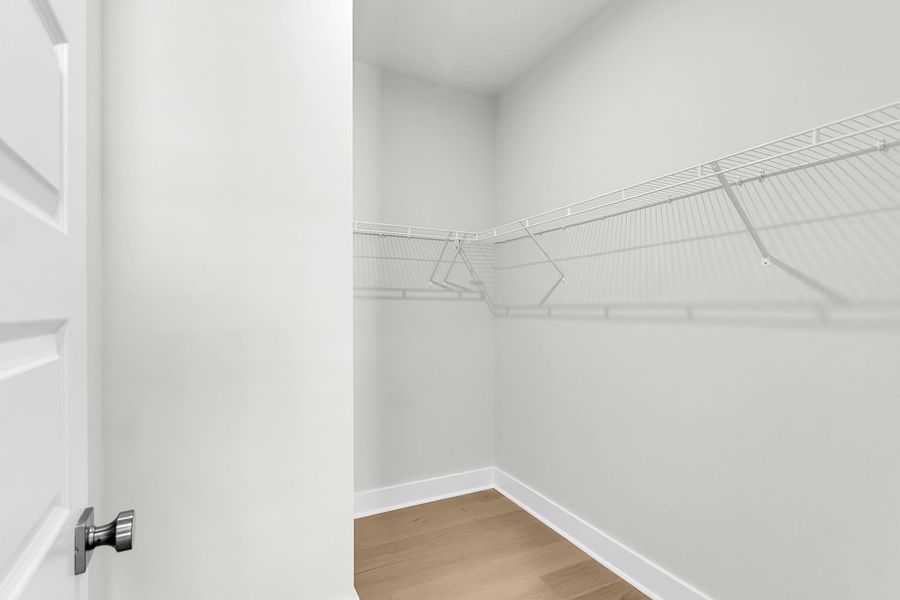Spacious, unfurnished interior of a new home in Miller's Crossing, Johns Island (Image 30).