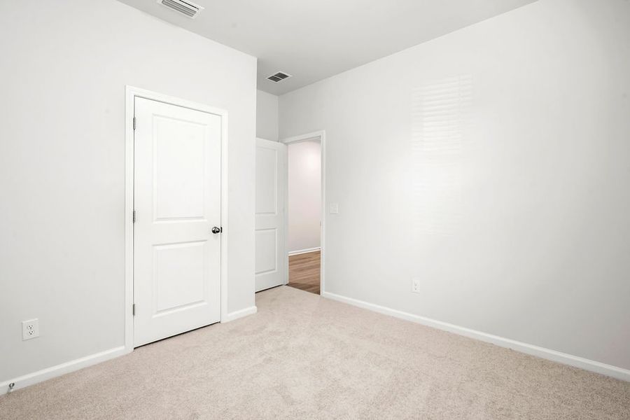 Spacious, unfurnished interior of a new home in Heartwood, Richmond Hill (Image 11). Spacious, unfurnished interior of a new home in Heartwood, Richmond Hill (Image 11).