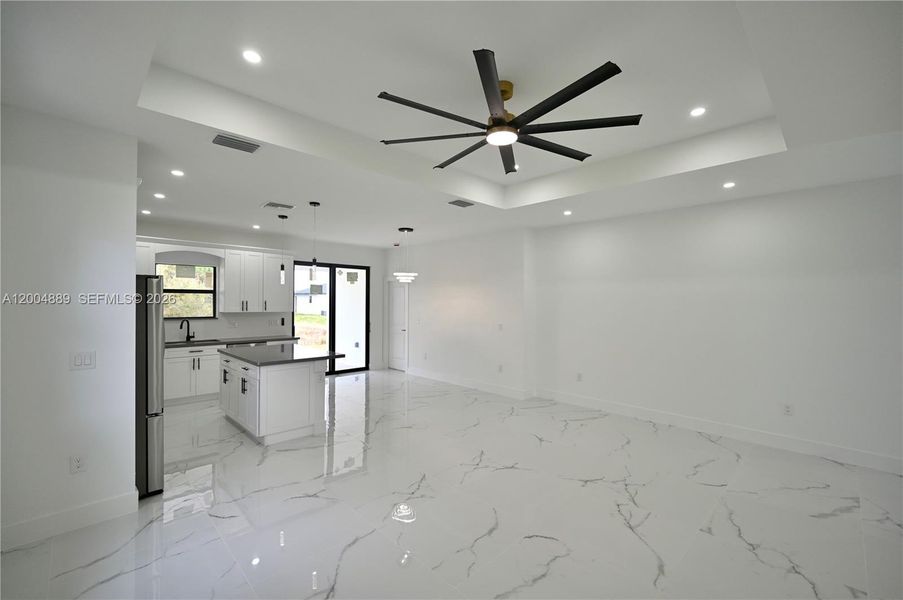 Spacious, unfurnished interior of a new home in , Lehigh Acres (Image 37).