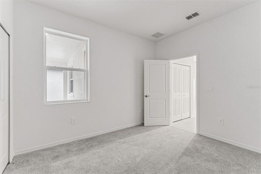 Spacious, unfurnished interior of a new home in Southpointe, Palmetto (Image 11).