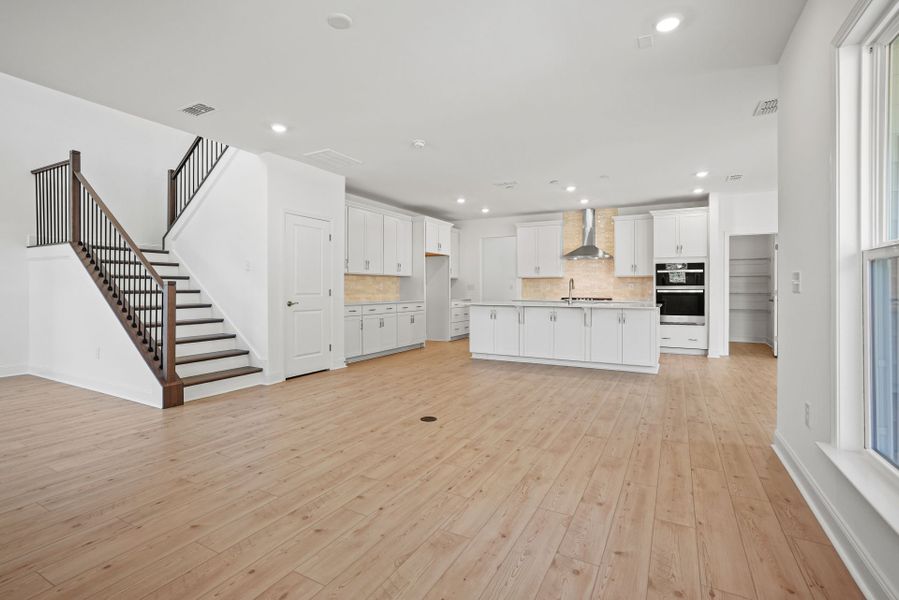 Spacious, unfurnished interior of a new home in Elmbrook, Indian Trail (Image 74). Spacious, unfurnished interior of a new home in Elmbrook, Indian Trail (Image 74).