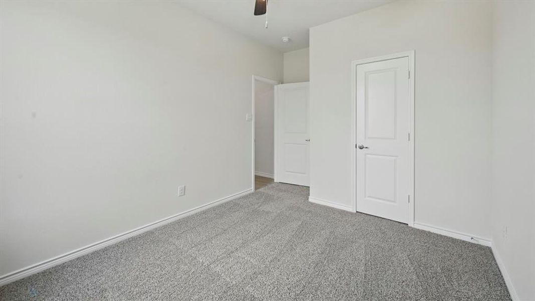 Spacious, unfurnished interior of a new home in Silverado, Aubrey (Image 22).