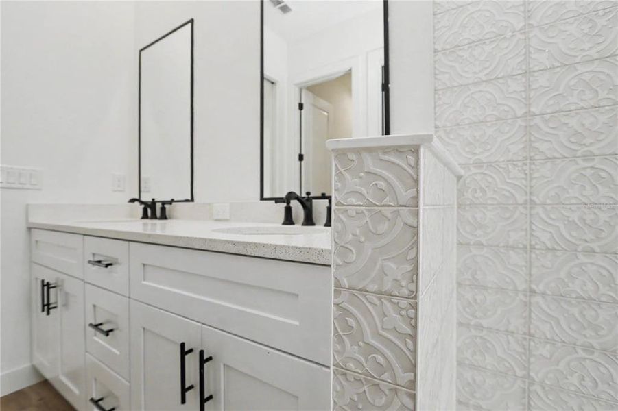 Furnished interior view inside a new home in , Ocala (Image 10).