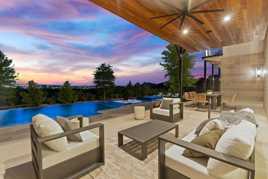 Image 33 of a home in . Image 33 of a home in .