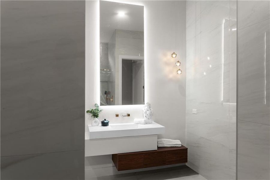 Image 109 of a home in .