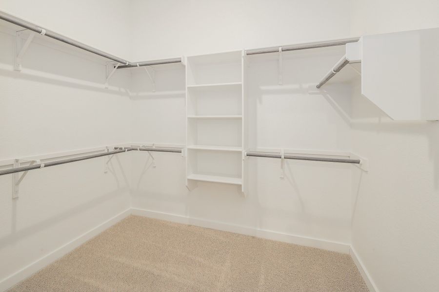 Spacious, unfurnished interior of a new home in Prairie Winds, Hutto (Image 23).