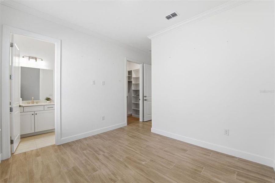 Spacious, unfurnished interior of a new home in , Wesley Chapel (Image 23). Spacious, unfurnished interior of a new home in , Wesley Chapel (Image 23).