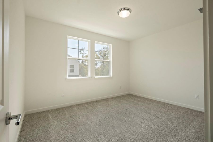 Spacious, unfurnished interior of a new home in , Buda (Image 24).