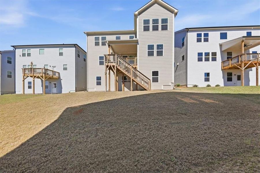 Exterior details and patio area of a home in Falls Creek, Flowery Branch (Image 3).