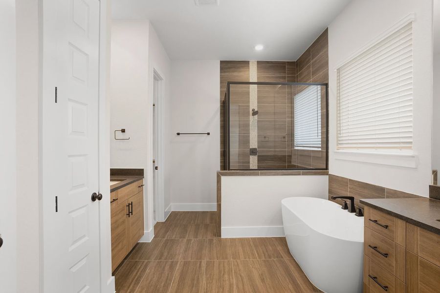 Representative furnished interior of a home built from the Cole by Chesmar Homes in Broken Oak, Georgetown (Image 4).