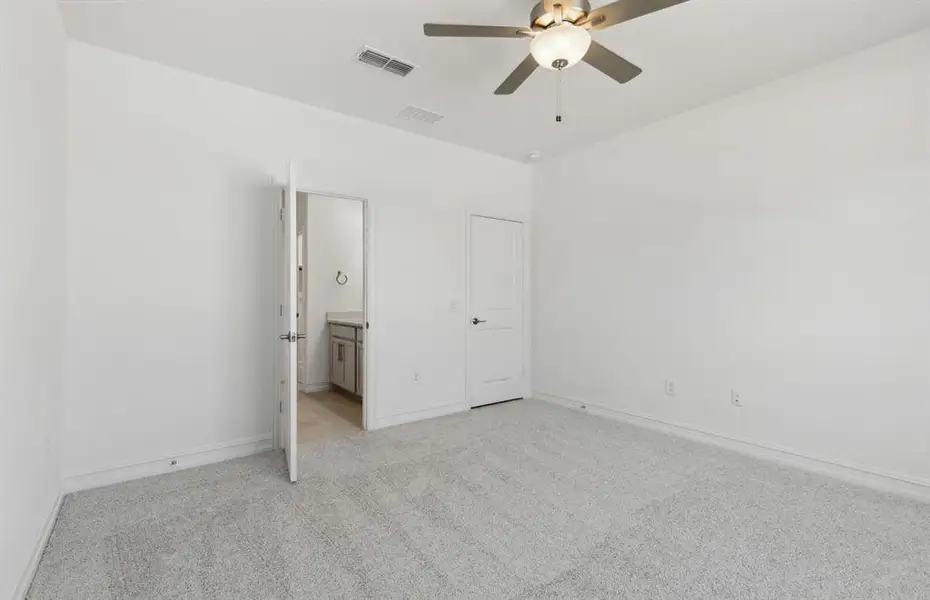 Luxurious owner's suite with large windows Luxurious owner's suite with large windows