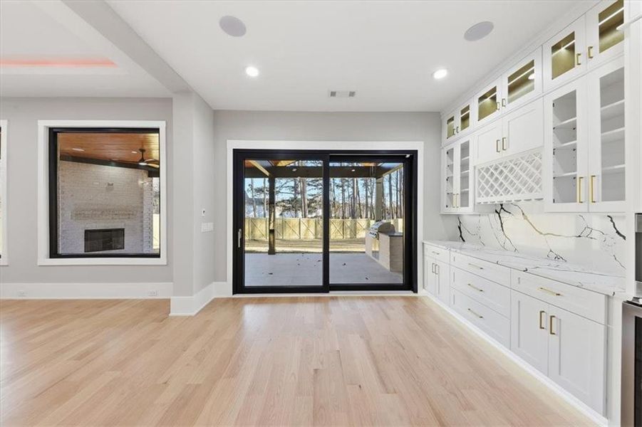 Spacious, unfurnished interior of a new home in , Lawrenceville (Image 55).