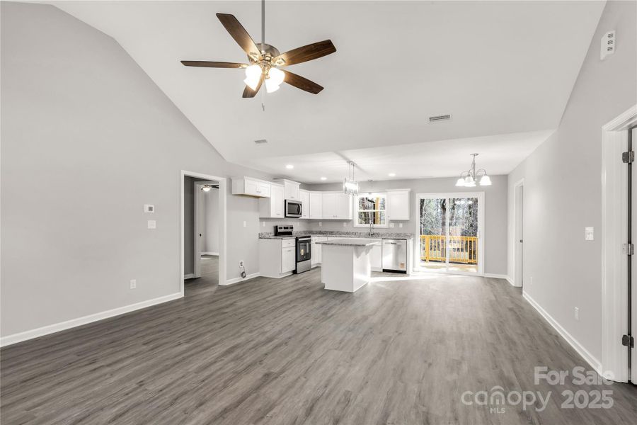 Spacious, unfurnished interior of a new home in , Rock Hill (Image 12).