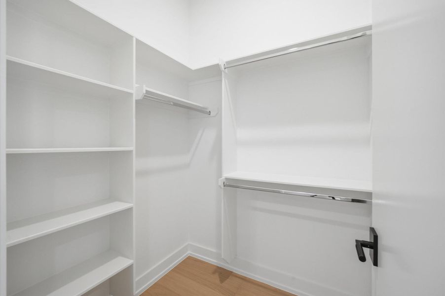 Spacious, unfurnished interior of a new home in , Houston (Image 22).