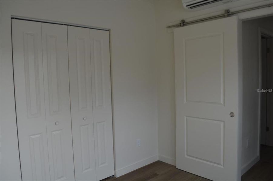 Spacious, unfurnished interior of a new home in , Oviedo (Image 15).