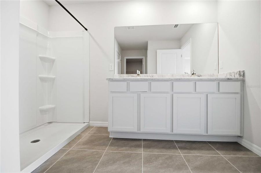 Furnished interior view inside a new home in Mandarin Grove, Palmetto (Image 14).