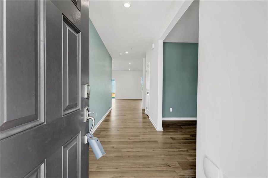 Spacious, unfurnished interior of a new home in Timber Ridge, Douglasville (Image 13).