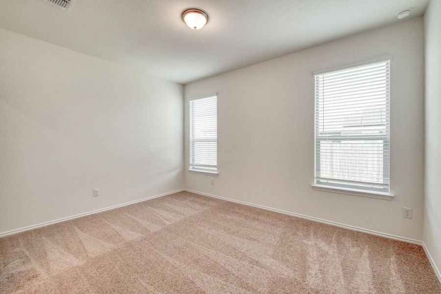 Spacious, unfurnished interior of a new home in Sonterra - Cool Water, Jarrell (Image 6).