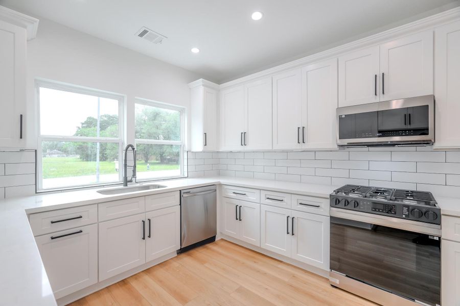 Image 17 of a home in . Image 17 of a home in .