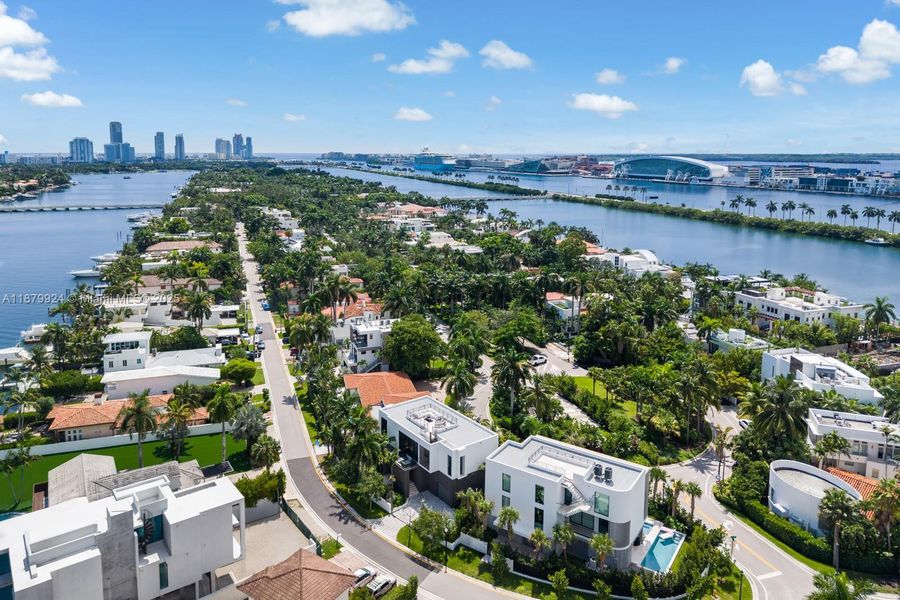 Image 40 of a home in .