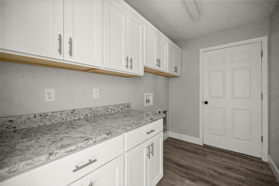 Furnished interior view inside a new home in , Ocala (Image 7).