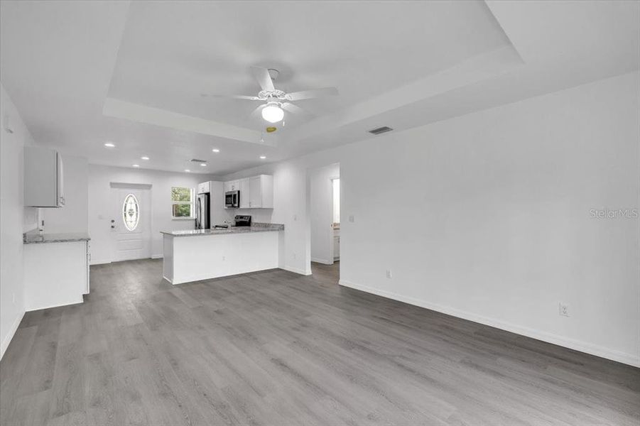 Spacious, unfurnished interior of a new home in , Punta Gorda (Image 23).