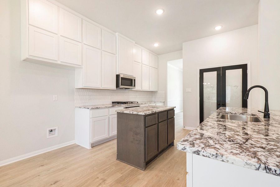 Furnished interior view inside a new home in , Conroe (Image 5). Furnished interior view inside a new home in , Conroe (Image 5).