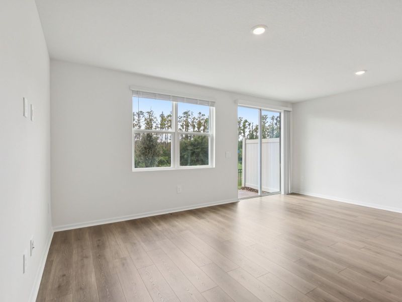 Spacious, unfurnished interior of a new home in Cagan Crossings West, Clermont (Image 10). Spacious, unfurnished interior of a new home in Cagan Crossings West, Clermont (Image 10).