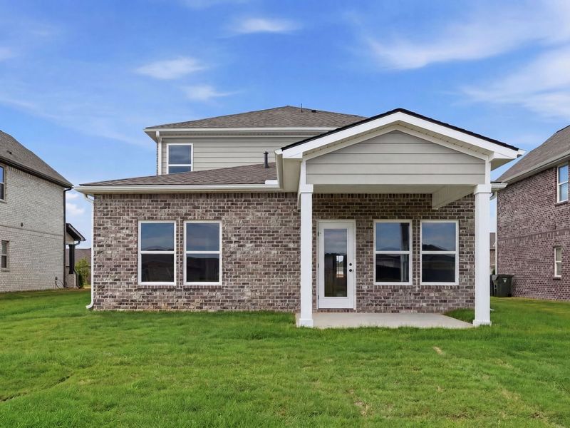 Representative exterior details of a home built from the The Meadowbrook A by Davidson Homes LLC in Bailey Park, Fayetteville (Image 29).