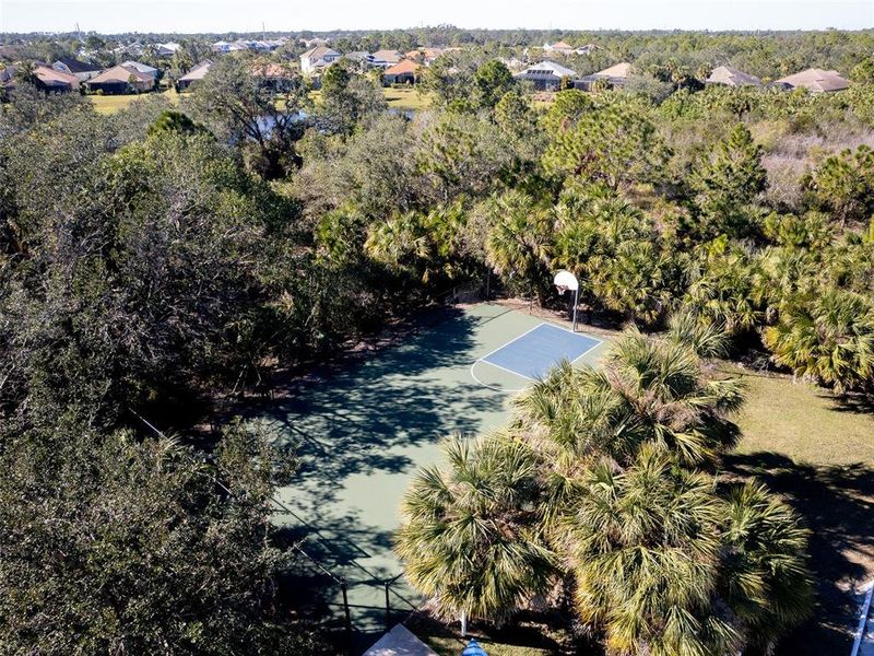 Natural landscape and outdoor views near in Venice (Image 64). Natural landscape and outdoor views near in Venice (Image 64).