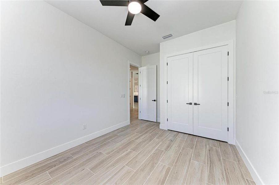 Spacious, unfurnished interior of a new home in , Punta Gorda (Image 51).