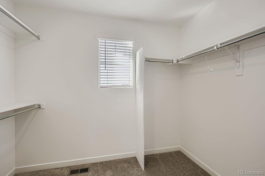 Spacious, unfurnished interior of a new home in Riano Ridge, Loveland (Image 12). Spacious, unfurnished interior of a new home in Riano Ridge, Loveland (Image 12).