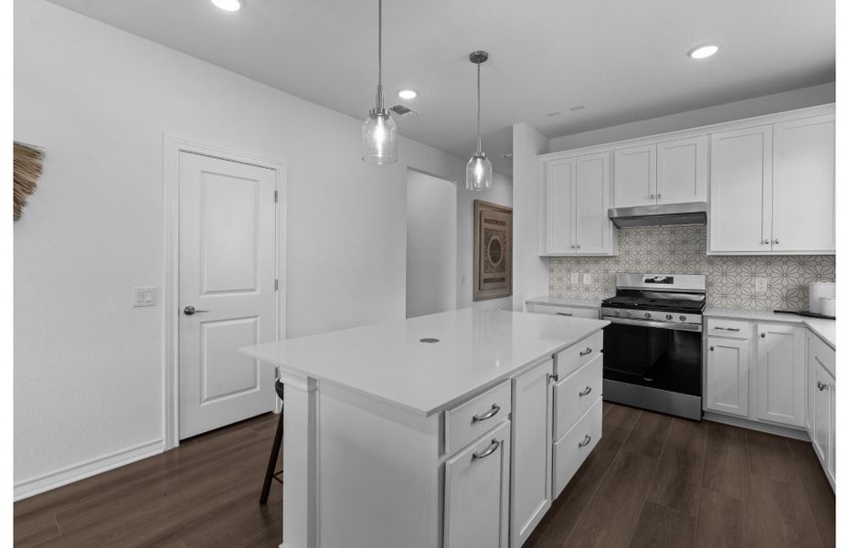 Furnished interior view inside a new home in Del Webb New Braunfels at Veramendi, New Braunfels (Image 10). Furnished interior view inside a new home in Del Webb New Braunfels at Veramendi, New Braunfels (Image 10).