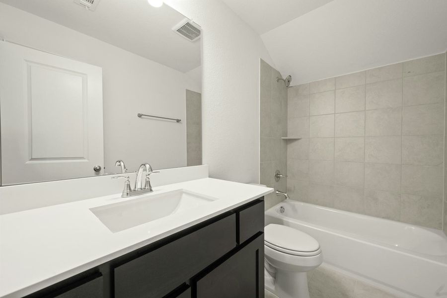 Representative furnished interior of a home built from the Cherry by Kindred Homes in Kentsdale Farms, DeSoto (Image 14).