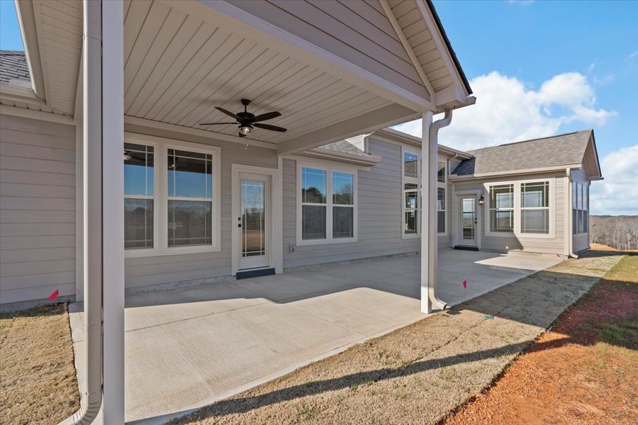 Representative exterior details of a home built from the Converse by Enchanted Homes in Lonesome Dove, San Antonio (Image 24).