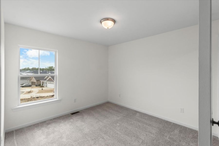 Spacious, unfurnished interior of a new home in Windsor, North Augusta (Image 21).