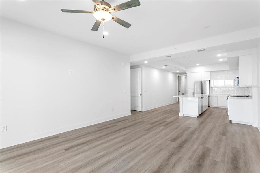 Spacious, unfurnished interior of a new home in Residences at Town Center, Madeira Beach (Image 25).