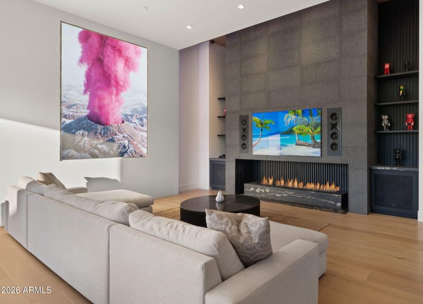 31-web-or-mls-Living Space4