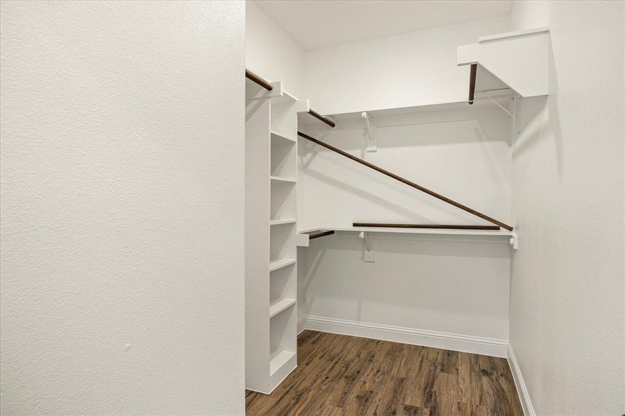 Spacious, unfurnished interior of a new home in , Granbury (Image 13).