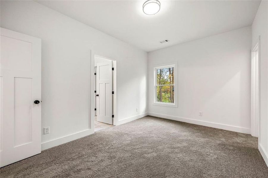 Spacious, unfurnished interior of a new home in , Atlanta (Image 28). Spacious, unfurnished interior of a new home in , Atlanta (Image 28).