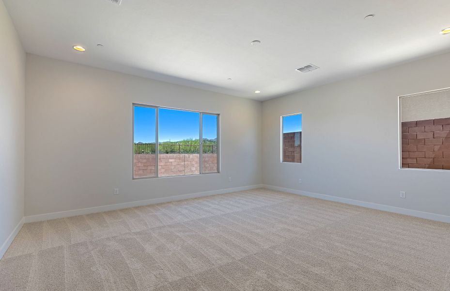 Spacious, unfurnished interior of a new home in Vistoso Canyon Estates, Oro Valley (Image 26). Spacious, unfurnished interior of a new home in Vistoso Canyon Estates, Oro Valley (Image 26).