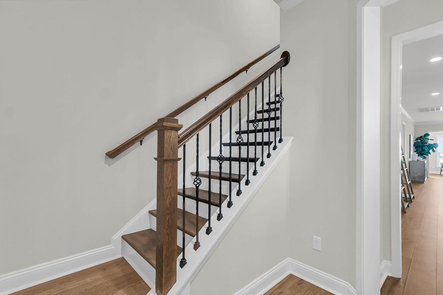 Image 47 of a home in .