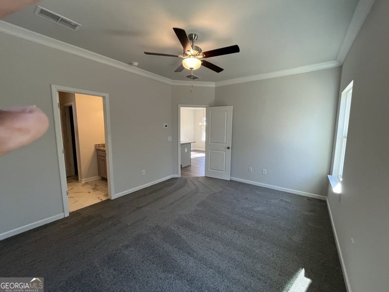 Spacious, unfurnished interior of a new home in High Shoals, Dallas (Image 23).