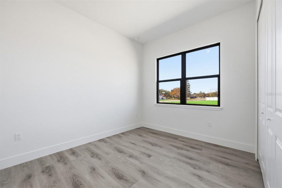 Spacious, unfurnished interior of a new home in , Ocala (Image 22).