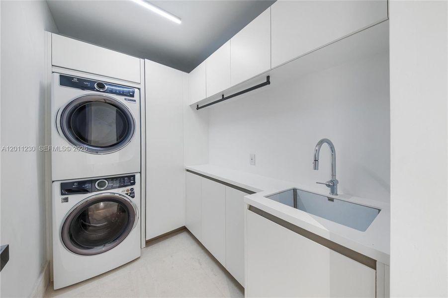 Furnished interior view inside a new home in , Weston (Image 8).