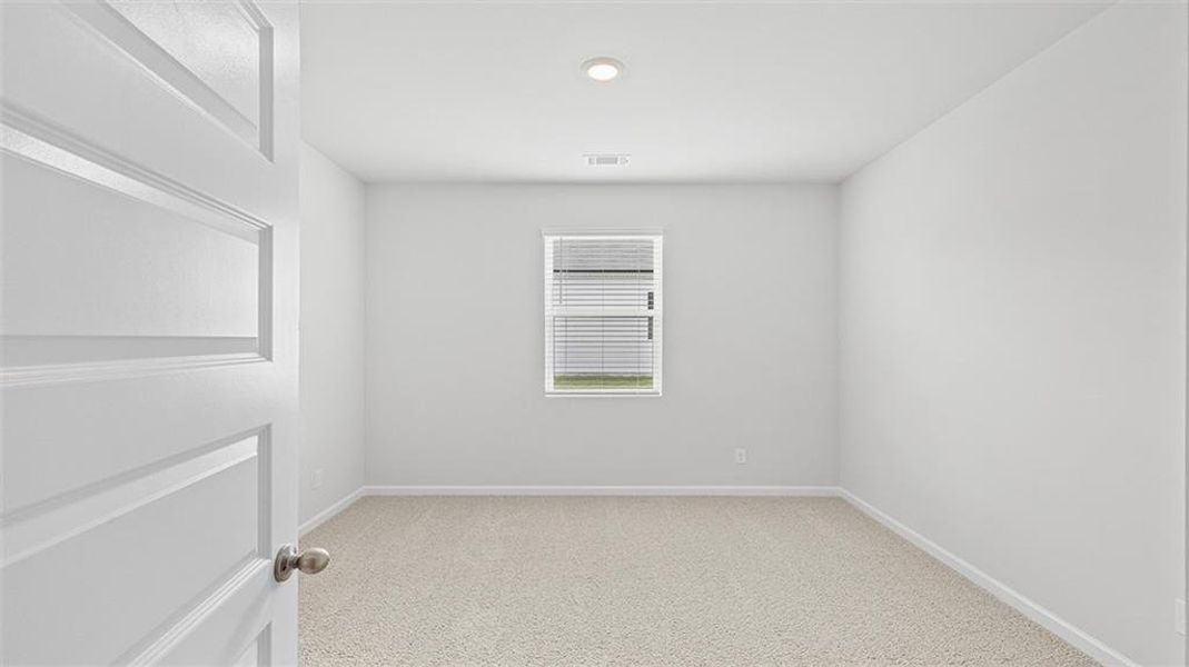 Spacious, unfurnished interior of a new home in Twin Lakes, Hoschton (Image 33). Spacious, unfurnished interior of a new home in Twin Lakes, Hoschton (Image 33).