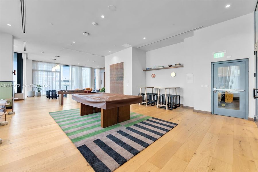 Community amenities in , Miami (Image 30).
