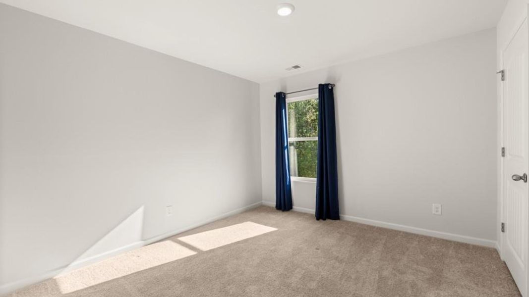 Spacious, unfurnished interior of a new home in Aurora Creek, Dallas (Image 25).