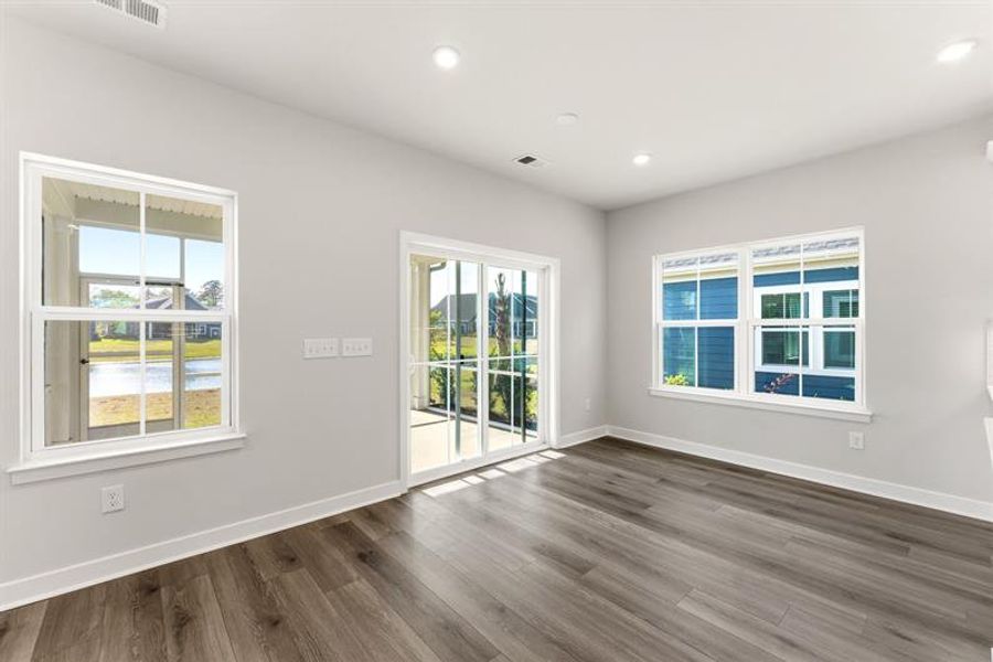 Spacious, unfurnished interior of a new home in Grande Dunes North Village, Myrtle Beach (Image 20). Spacious, unfurnished interior of a new home in Grande Dunes North Village, Myrtle Beach (Image 20).